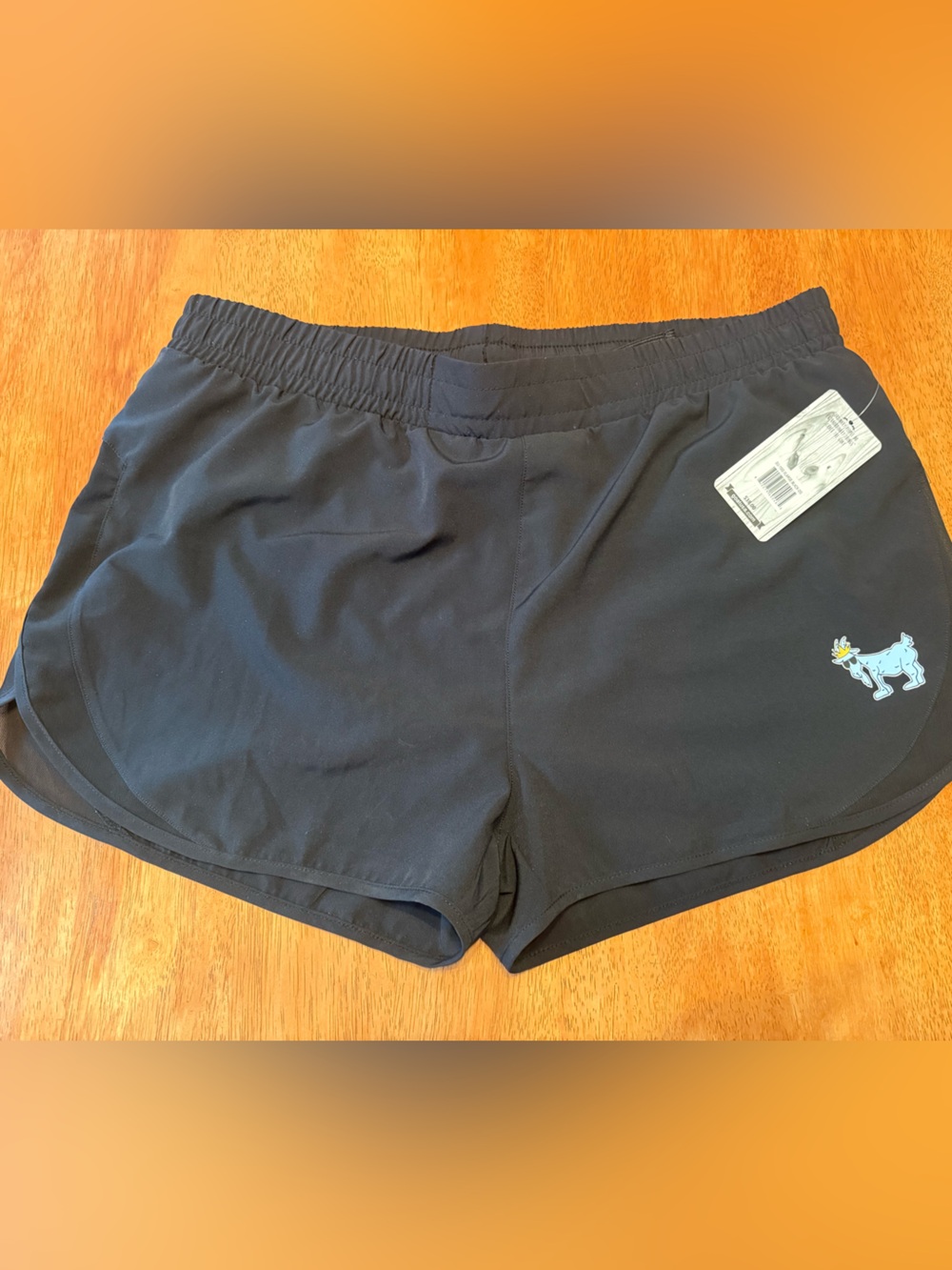 GOAT USA Women’s XL shorts NWT